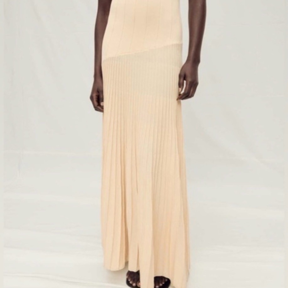 Beautiful Mango dress - Picture 3 of 11